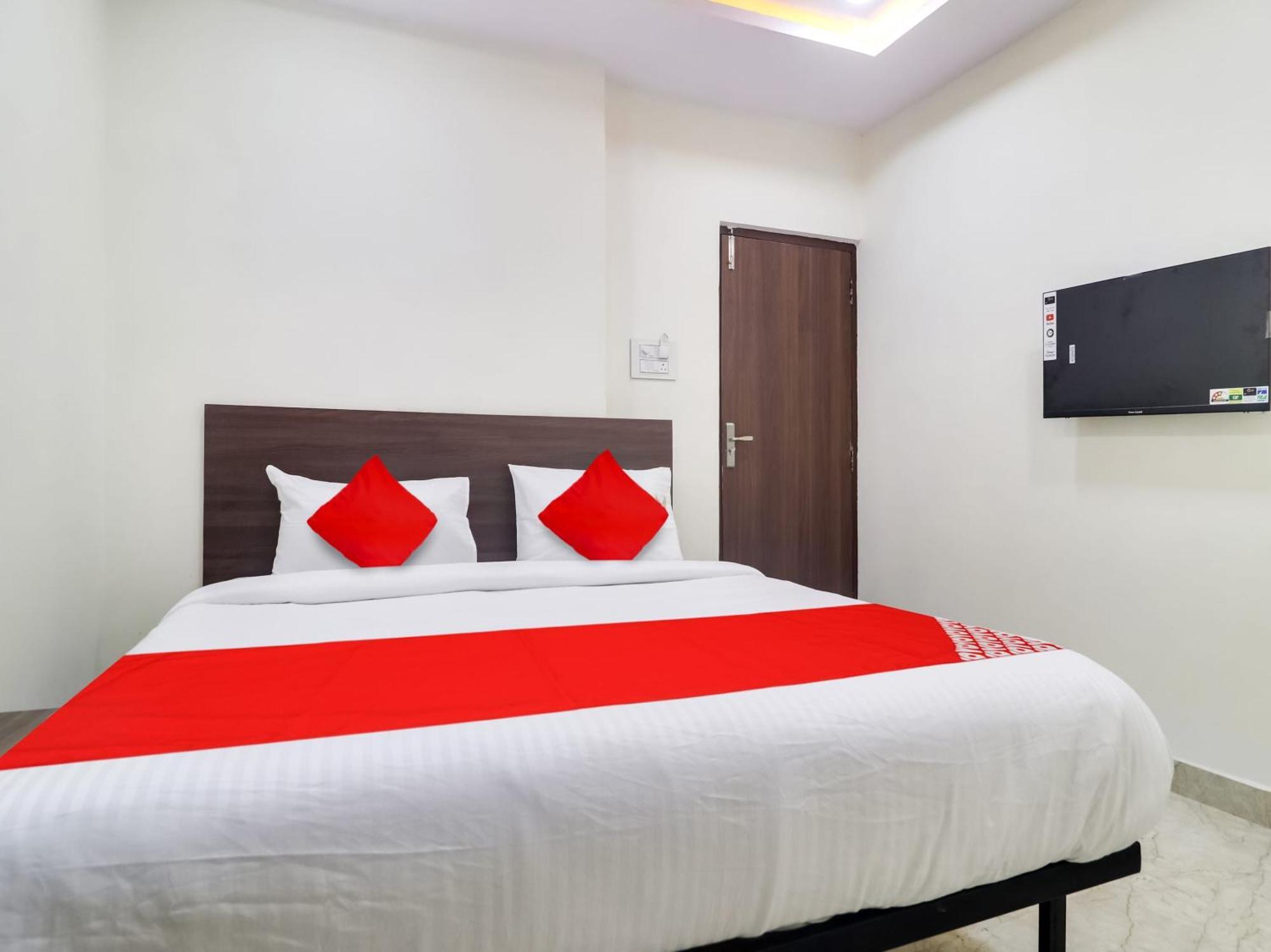 Hotel O Red Stone Hotels Hyderabad Eksteriør bilde